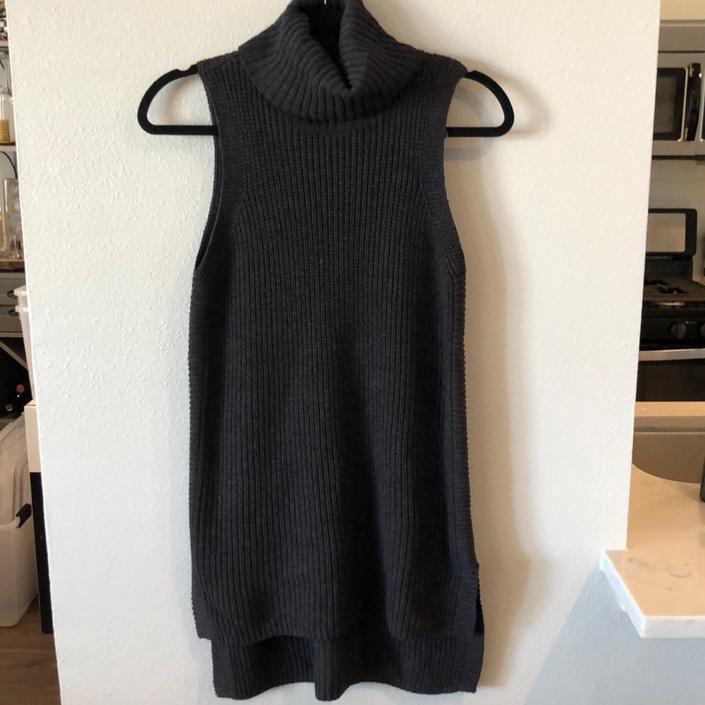 Sleeveless Sweater